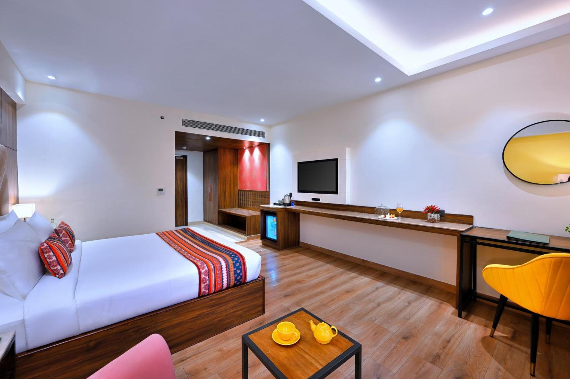 Hotel Golden Tulip Agra à Agra  Extérieur photo