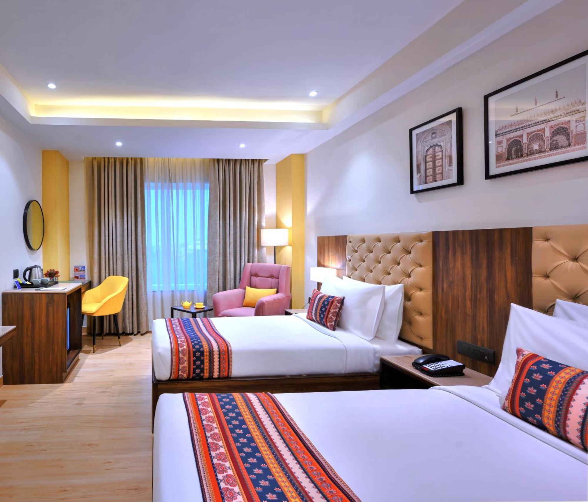 Hotel Golden Tulip Agra à Agra  Extérieur photo