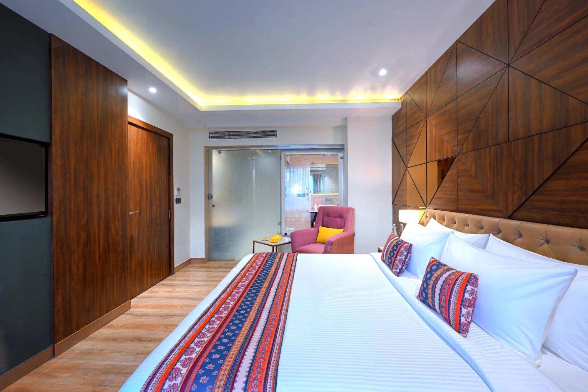Hotel Golden Tulip Agra à Agra  Extérieur photo